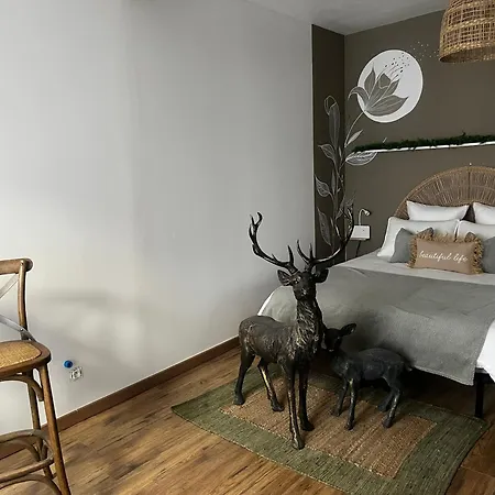 Apartament Logustine *