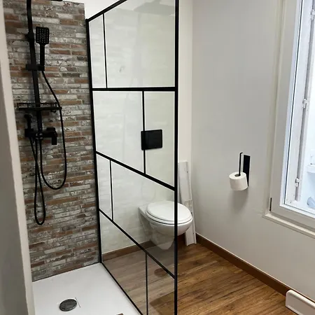 Logustine Καρκασόν